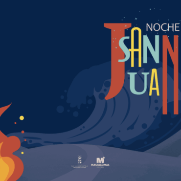 San Juan vuelve a Playa del Inglés con fuegos artificiales sobre el océano Atlántico