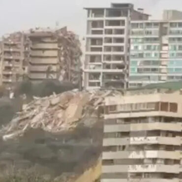 Un terremoto en Venezuela causa 32 muertos y derrumbes en La Guaira