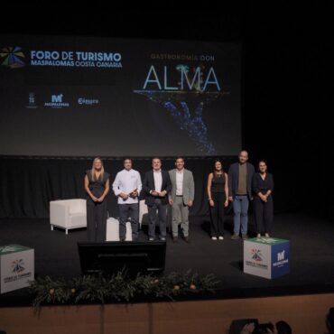 Foro de Turismo Maspalomas Costa Canaria en ExpoMeloneras con expertos en gastronomía y ciencia